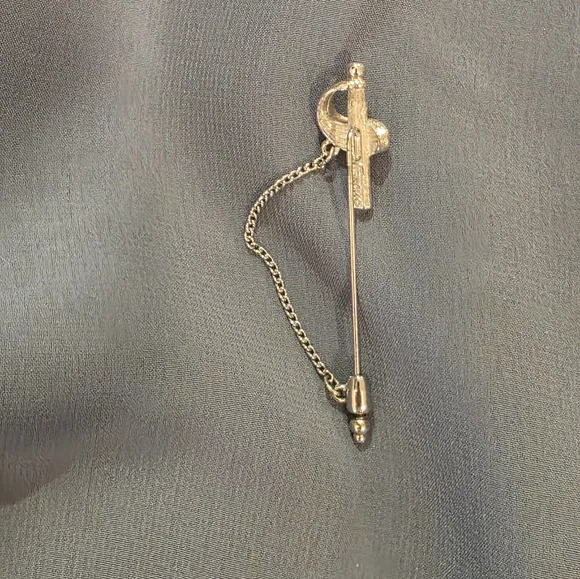 Vintage Signed Monet Silver-tone Tie Pin/Stick Pin Brooch with Chain. EUC - Picture 7 of 8